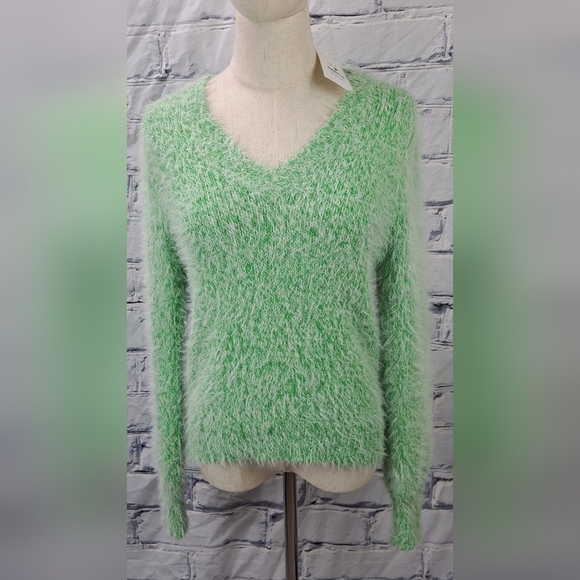 NWT Garcia Jeans Womens Green Fuzzy Sweater Mohair Like Acrylic Wool Nylon Small - Picture 14 of 16